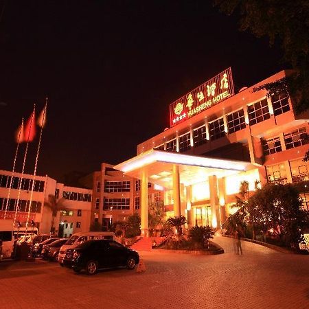 Emeishan Huasheng Hotel Exteriör bild