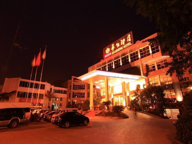 Emeishan Huasheng Hotel Exteriör bild